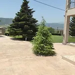 Aris, A Breath Away From Athens! Appartement *
