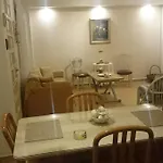 Appartement Aris, A Breath Away From Athens! *