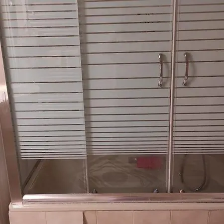 Apartmán Aris, A Breath Away From Athens! *